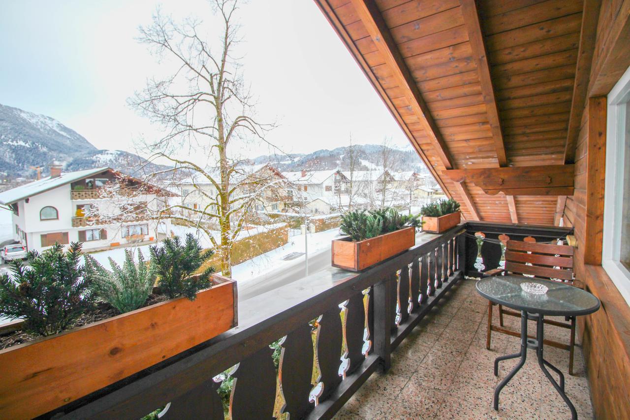 Apartments- Und Ferienhaus Anton การ์มิช-พาร์เทนเคียร์เชน ภายนอก รูปภาพ