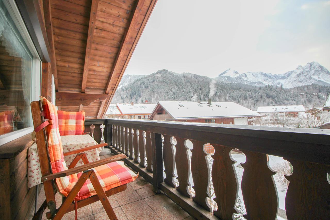 Apartments- Und Ferienhaus Anton การ์มิช-พาร์เทนเคียร์เชน ภายนอก รูปภาพ