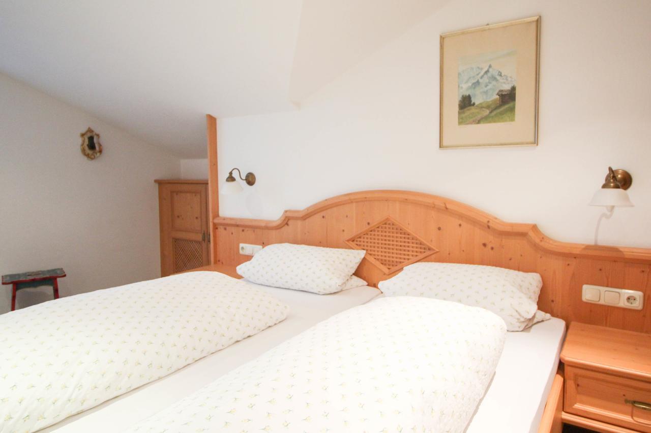 Apartments- Und Ferienhaus Anton การ์มิช-พาร์เทนเคียร์เชน ภายนอก รูปภาพ