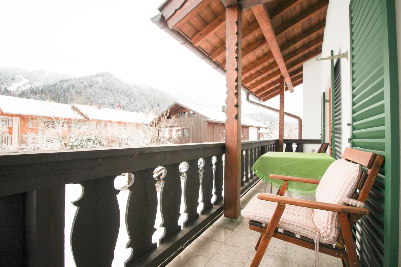 Apartments- Und Ferienhaus Anton การ์มิช-พาร์เทนเคียร์เชน ภายนอก รูปภาพ